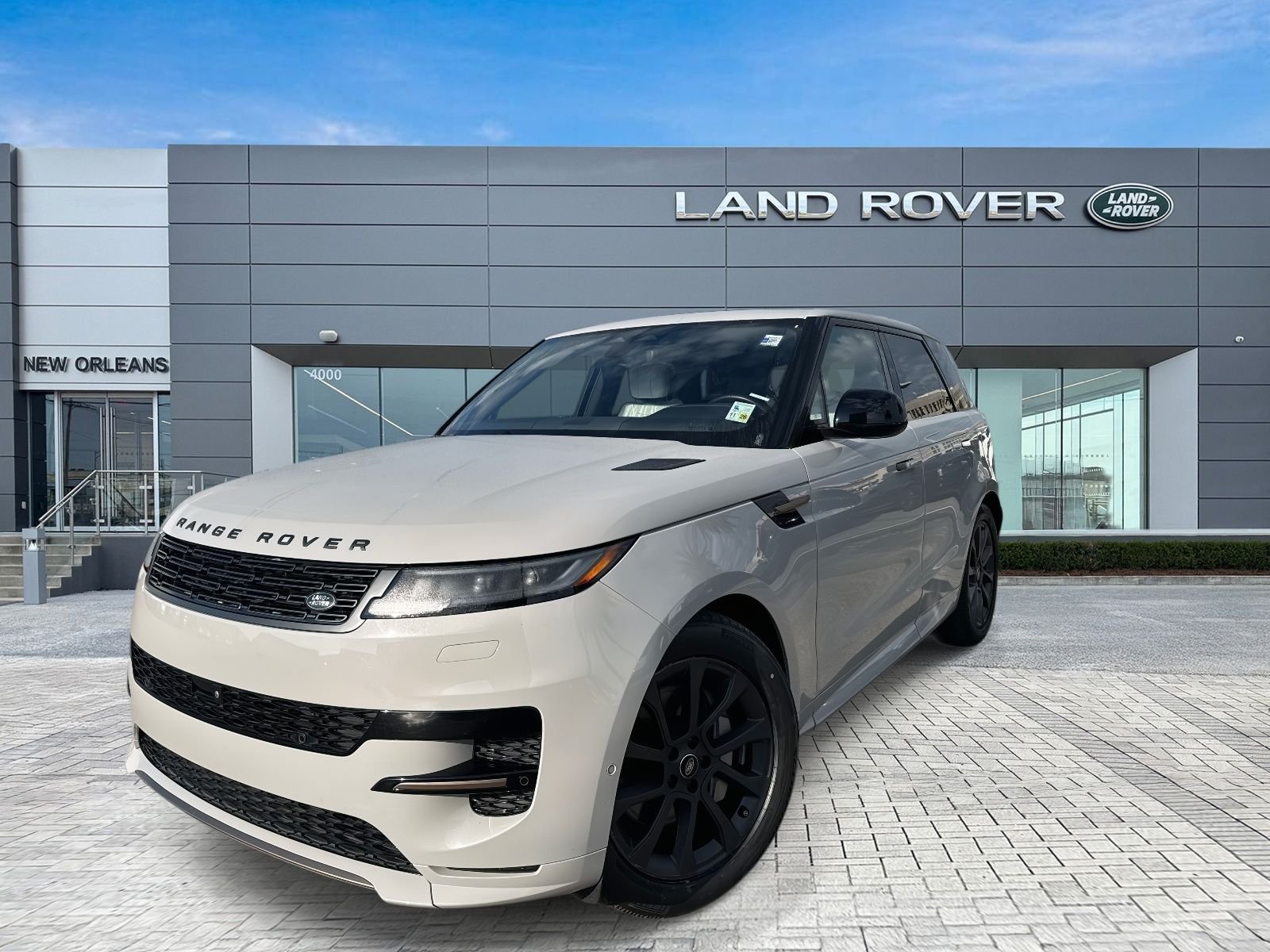 Certified Pre-Owned 2025 Land Rover Range Rover Sport Plug-in Hybrid Dynamic SE